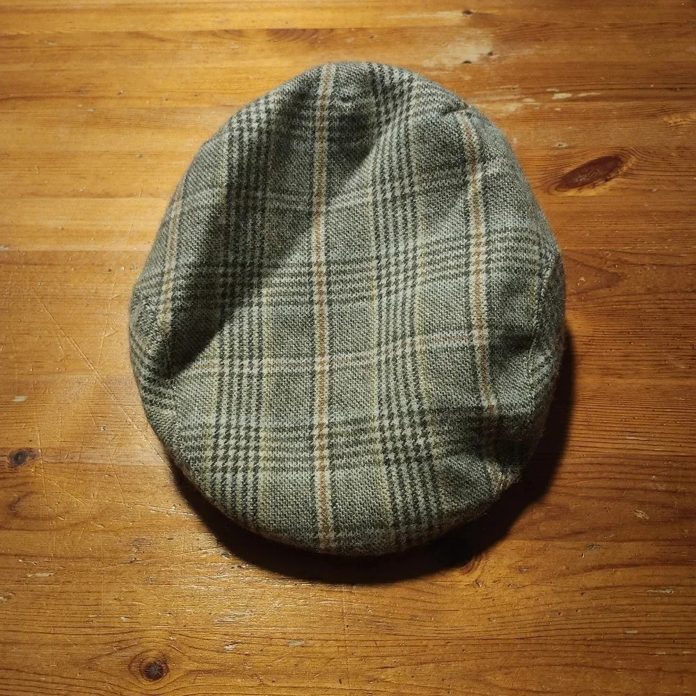 Alternative men's flat cap hat green plaid wool